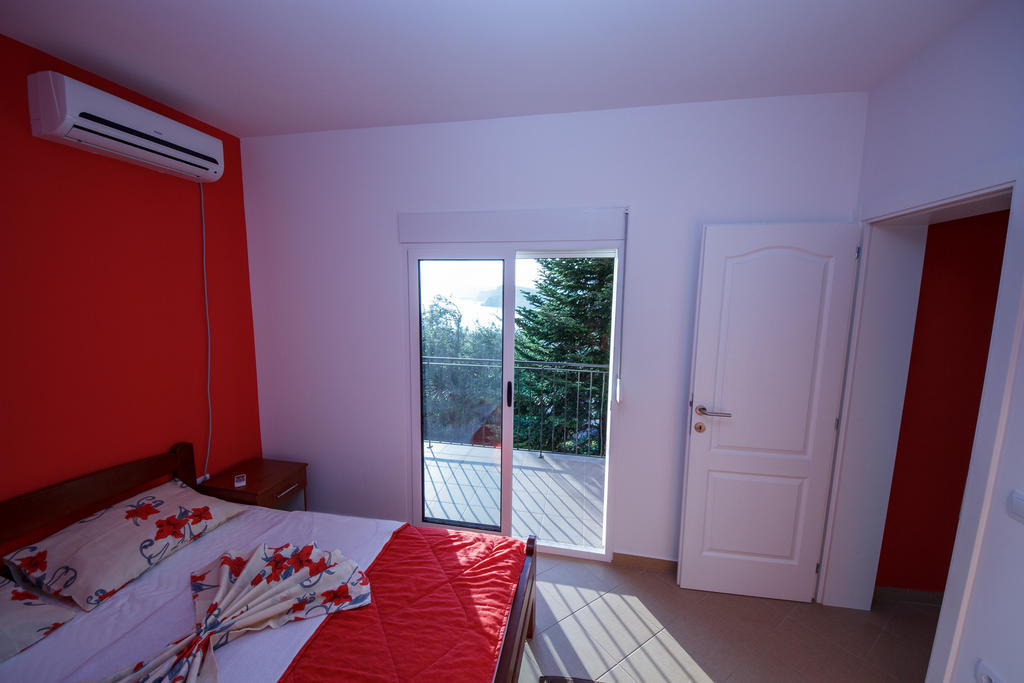 Apartments Sergej Сутоморе Номер фото